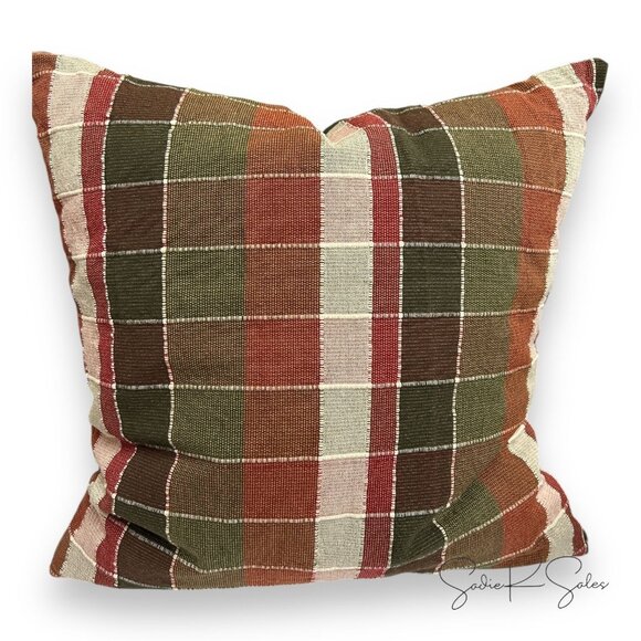 24"‎ Oversized Woven Christmas Plaid Throw Pillow – Threshold Studio McGee 2024 - Picture 5 of 6
